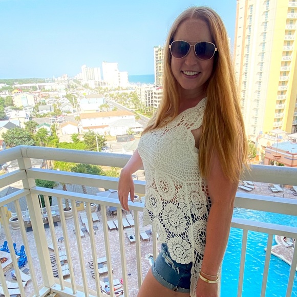 Meet your Posher, Alexandra - Picture 1 of 1